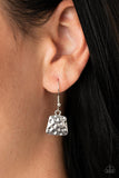 Paparazzi HAUTE Plates - Silver Necklace