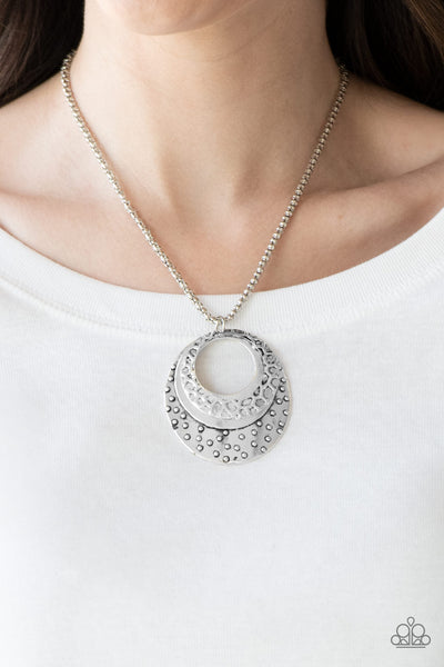 Paparazzi Texture Trio - Silver Necklace
