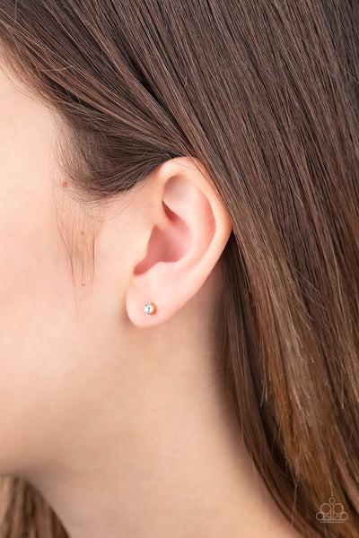 Paparazzi Dainty Decor - Gold Post Earrings