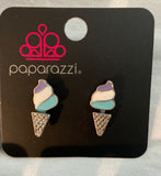 Paparazzi Starlet Shimmer “Ice Cream Dream” Earrings