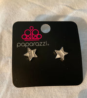 Paparazzi Starlet Shimmer Festive Earrings