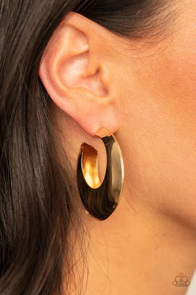 Paparazzi Chic CRESCENTO - Gold Hoop Earrings