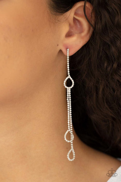 Paparazzi Chance of Reign - White Earrings