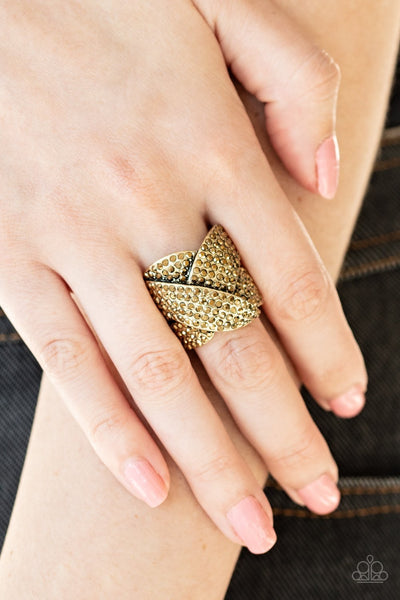 Paparazzi Scandalous Shimmer - Brass Ring