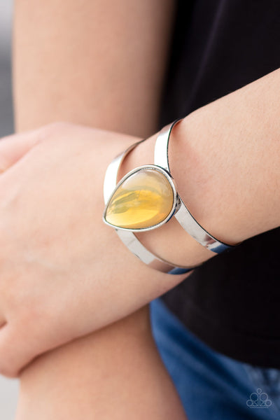 Paparazzi Optimal Opalescence - Yellow Bracelet