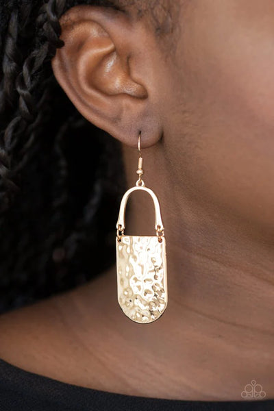 Paparazzi Resort Relic - Gold Earrings
