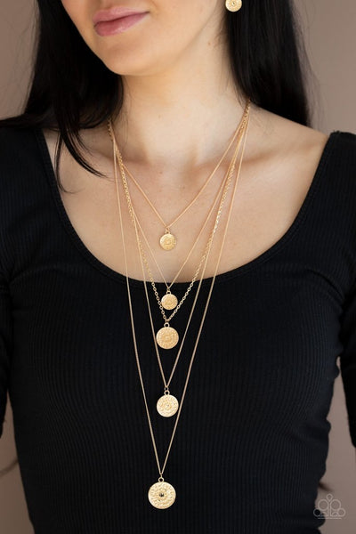 Paparazzi Medallion Marvel - Gold Necklace
