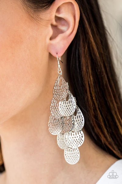 Paparazzi Lure Them In - Silver Earrings