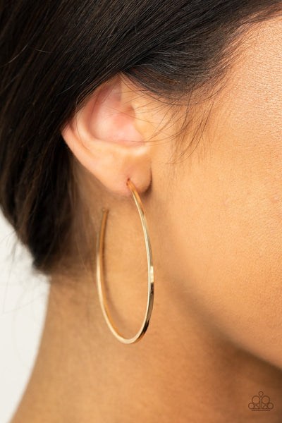 Paparazzi Cool Curves - Gold Hoop Earrings
