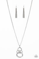 Paparazzi Courageous Contour - Silver Necklace