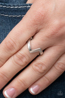 Paparazzi Global Shock - Silver Ring