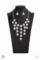 Paparazzi Spotlight Stunner Necklace